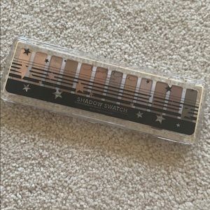 Lottie LONDON Shadow Swatch Palette